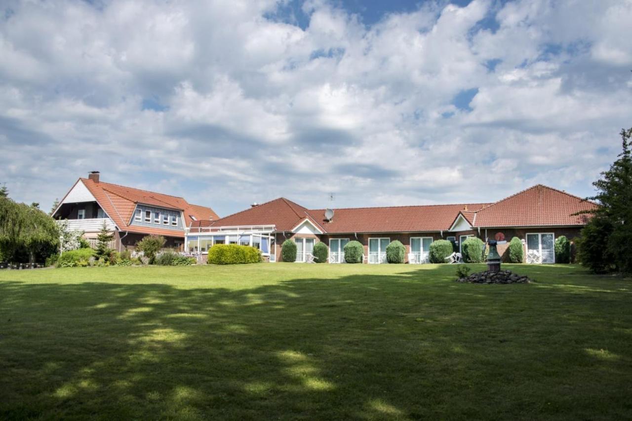 Hotel Am Deich Apen Exterior foto